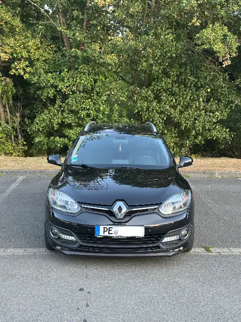 Renault Megane station wagon diesel automatic — 2014 — Braunschweig